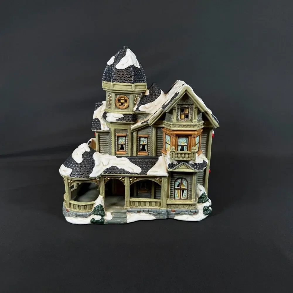 Village Square Holiday 9-pc Starter Set Christmas Village 2002 light house